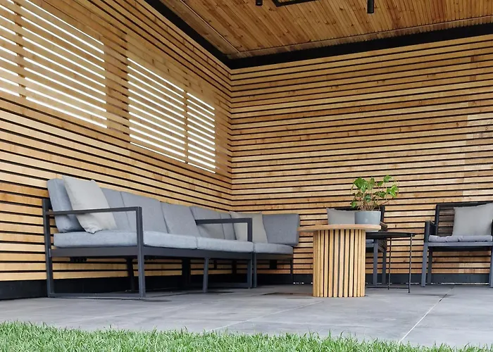 Semesterbostad Dom - Zakatek *